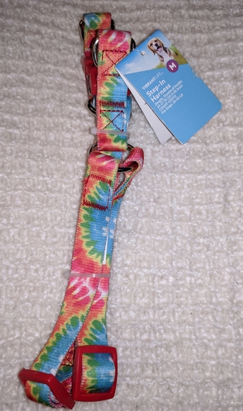 NWT! Medium Step-In Harness (20-50lbs) - Picture 1 of 4